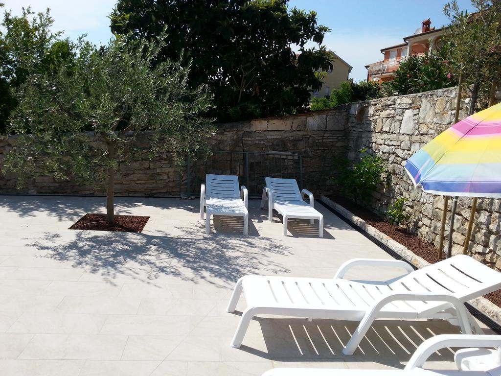 Summer Delight Apartments Savudrija Esterno foto