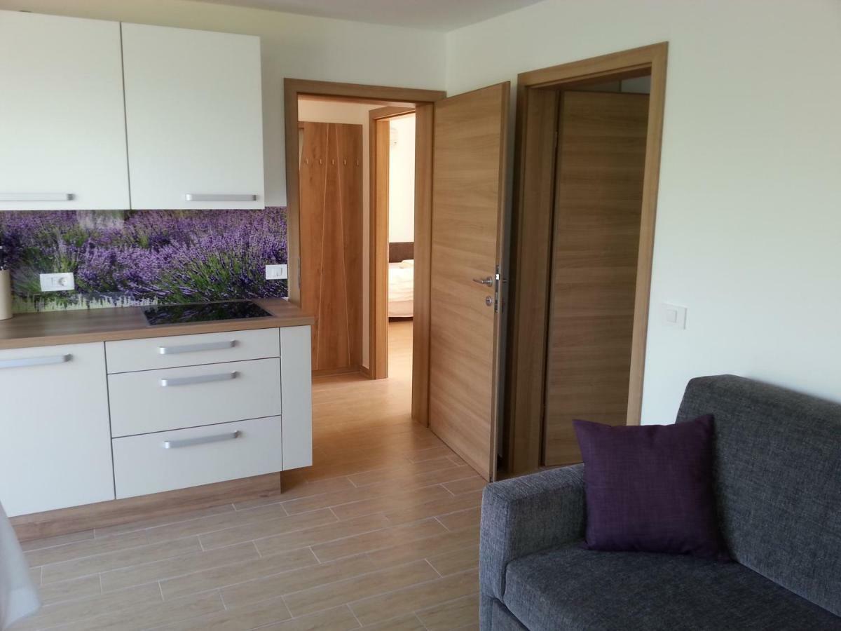 Summer Delight Apartments Savudrija Esterno foto